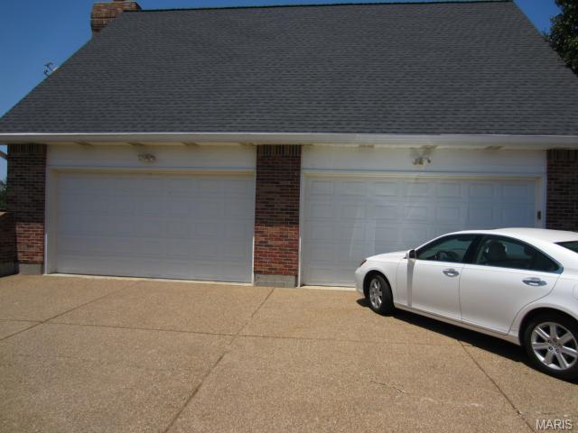 705 Hillenkamp, Weldon Spring, MO 63304 photo 10