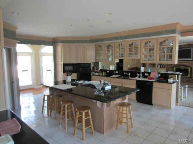 705 Hillenkamp, Weldon Spring, MO 63304 photo 18
