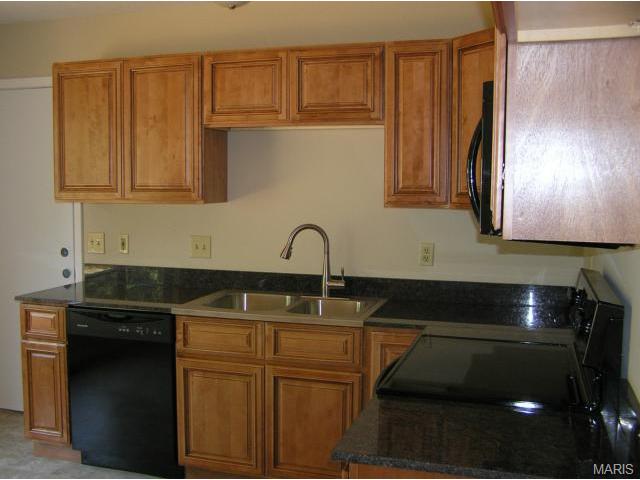 5 Reno Ct, O'fallon, MO 63368 photo 4