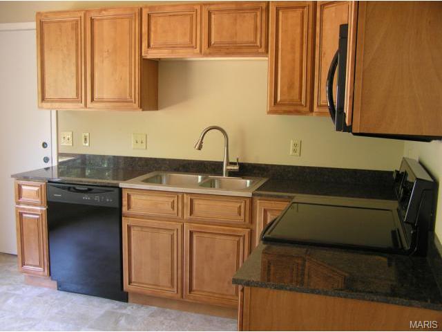 5 Reno Ct, O'fallon, MO 63368 photo 5
