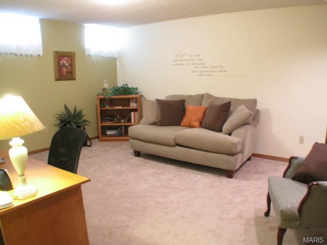637 Sundance Dr, O'fallon, MO 63368 photo 10