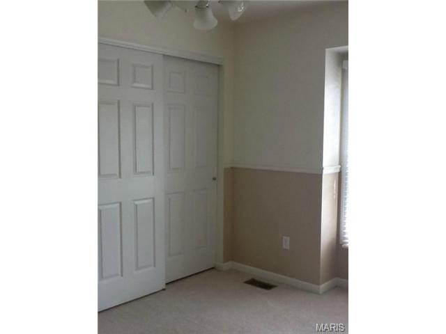 5534 Bourbeuse Common, Weldon Spring, MO 63304 photo 12