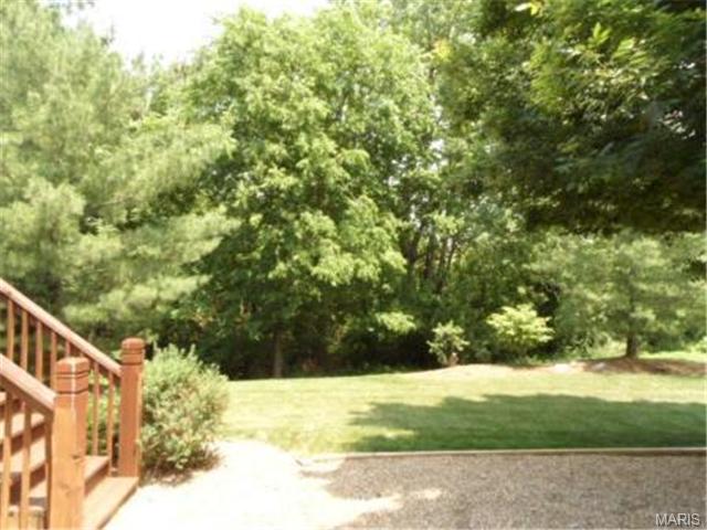 6 Breezy Point Ct, O'fallon, MO 63368 photo 3