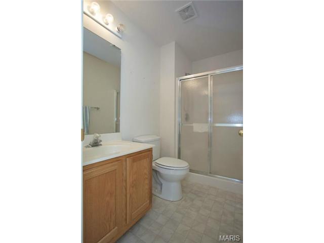 8 Royallbend, O'fallon, MO 63368 photo 13
