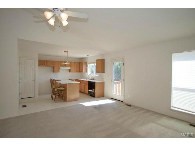 8 Royallbend, O'fallon, MO 63368 photo 8
