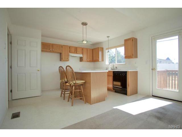 8 Royallbend, O'fallon, MO 63368 photo 4