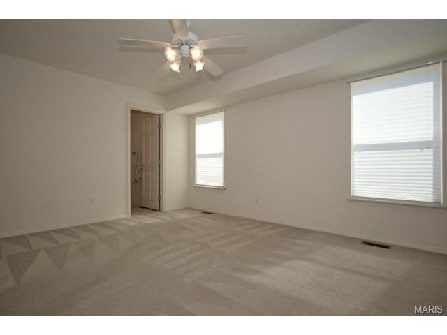 8 Royallbend, O'fallon, MO 63368 photo 12