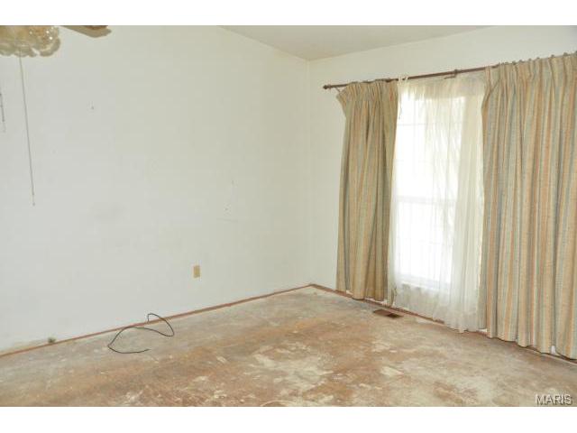 1362 White Hawk Dr, O'fallon, MO 63366 photo 9