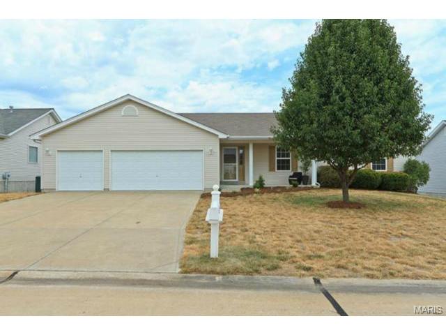 1420 Soaring Eagle Dr, O'fallon, MO 63366 photo 1