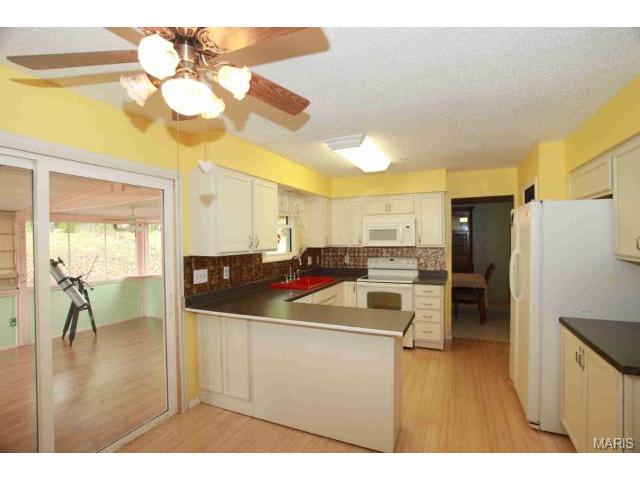 713 Levin Dr, O'fallon, MO 63366 photo 9