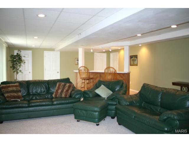 824 Colleen, O'fallon, MO 63366 photo 4
