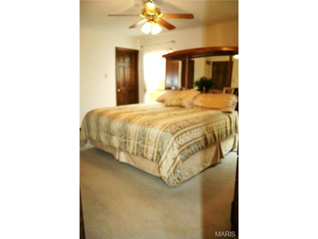 824 Colleen, O'fallon, MO 63366 photo 14
