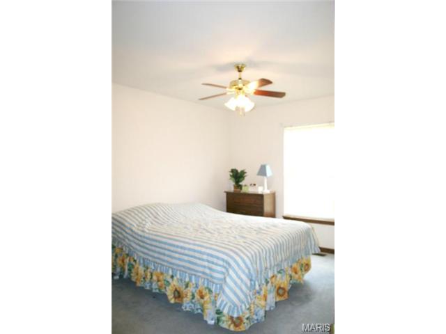824 Colleen, O'fallon, MO 63366 photo 16