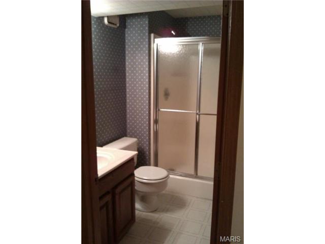 4 N Kern Dr, O'fallon, MO 63366 photo 21