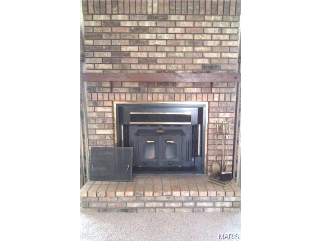 4 N Kern Dr, O'fallon, MO 63366 photo 18