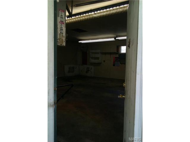 4 N Kern Dr, O'fallon, MO 63366 photo 31