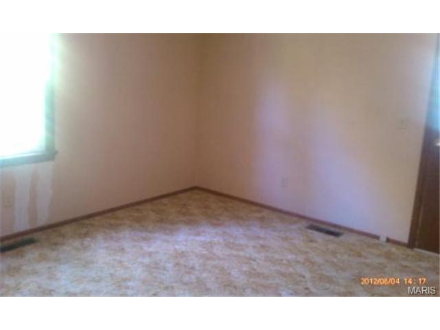 406 Sunset Ln, O'fallon, MO 63366 photo 8