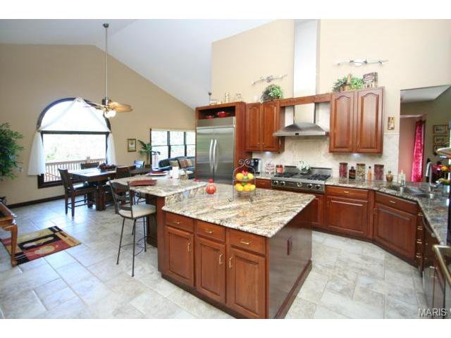102 Glendalough Ln, Weldon Spring, MO 63304 photo 14