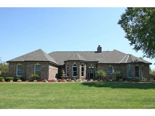 102 Glendalough Ln, Weldon Spring, MO 63304 photo 1