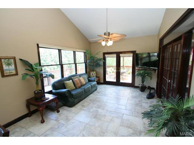 102 Glendalough Ln, Weldon Spring, MO 63304 photo 4