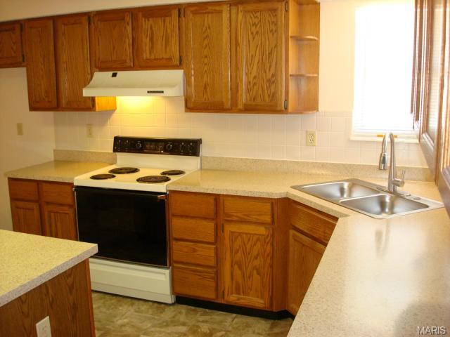 33 President Dr, O'fallon, MO 63368 photo 23