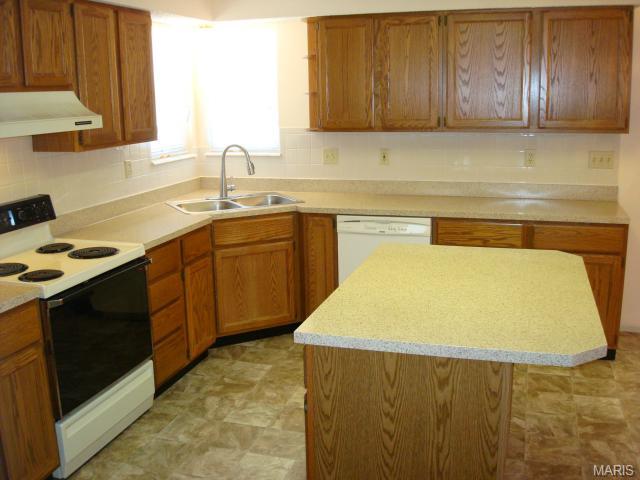 33 President Dr, O'fallon, MO 63368 photo 20