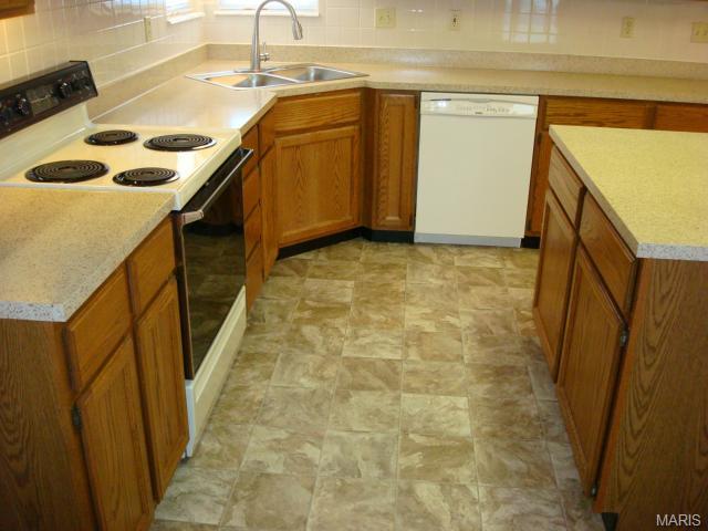 33 President Dr, O'fallon, MO 63368 photo 21
