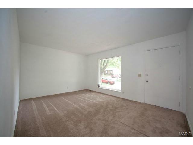 213 Wild Winds Dr, O'fallon, MO 63368 photo 2