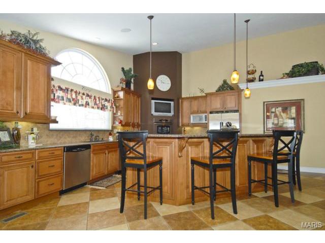 609 Bald Hill Rd, Eureka, MO 63025 photo 5