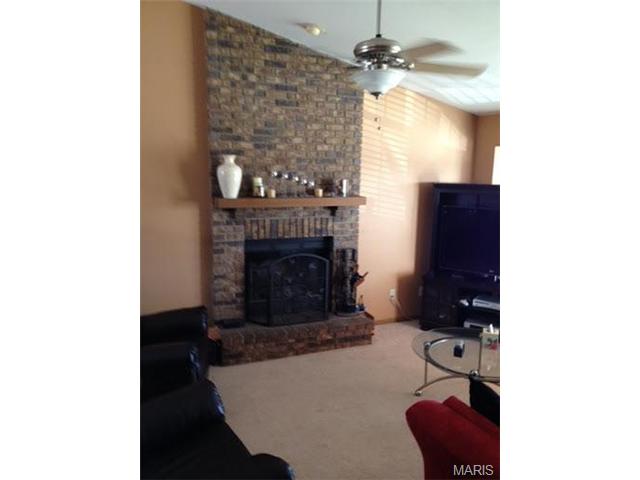 29 Jacqueline Cir, O'fallon, MO 63368 photo 4