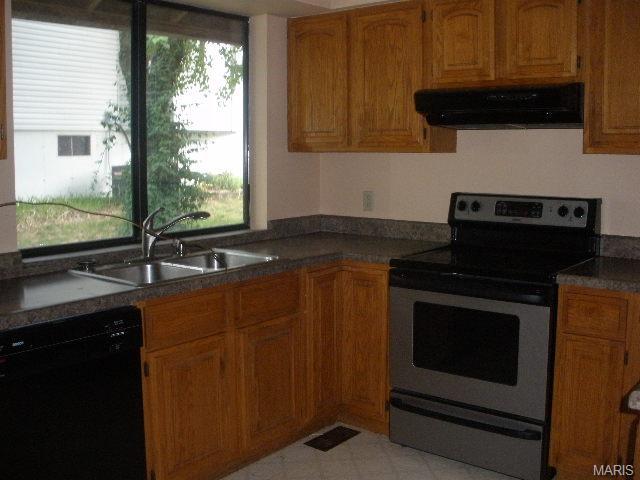 29 Treebeard Cir, Saint Charles, MO 63303 photo 3