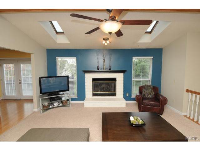 259 Brougham Dr, O'fallon, MO 63368 photo 4