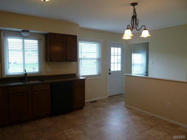 1137 Haven View Dr, O'fallon, MO 63366 photo 8