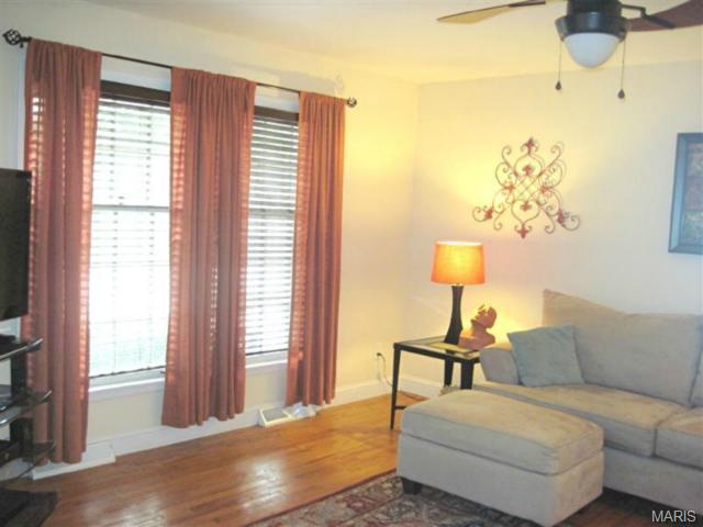 2900 Cypress Dr, Saint Charles, MO 63301 photo 2