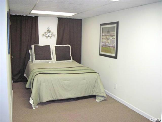 2900 Cypress Dr, Saint Charles, MO 63301 photo 21