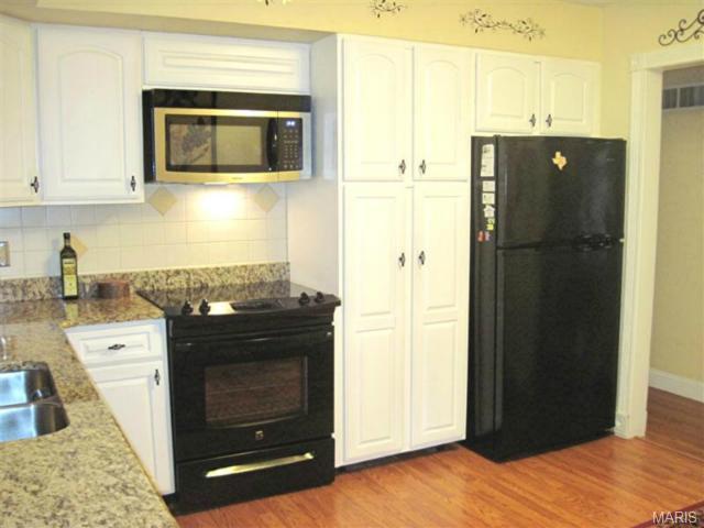 2900 Cypress Dr, Saint Charles, MO 63301 photo 10