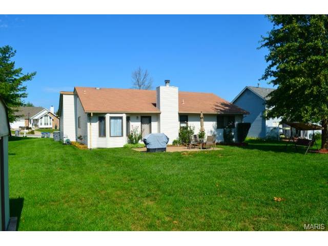 238 Surrey Ct, O'fallon, MO 63366 photo 8