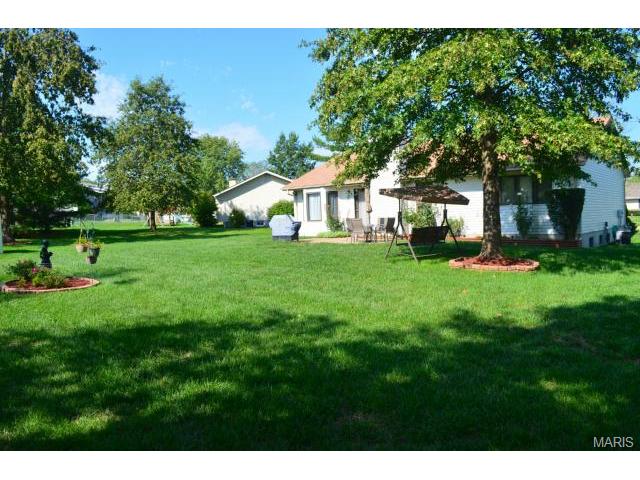 238 Surrey Ct, O'fallon, MO 63366 photo 10