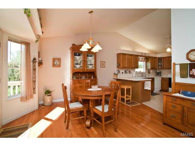 656 Emge Rd, O'fallon, MO 63366 photo 8