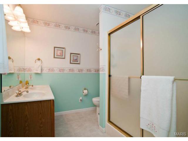 656 Emge Rd, O'fallon, MO 63366 photo 19
