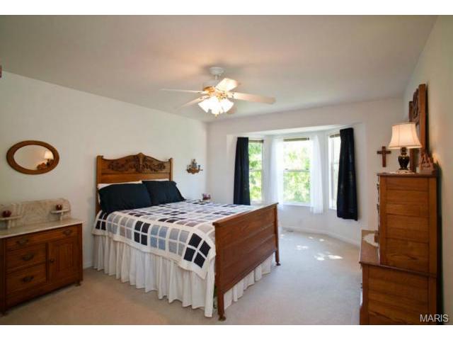 656 Emge Rd, O'fallon, MO 63366 photo 15