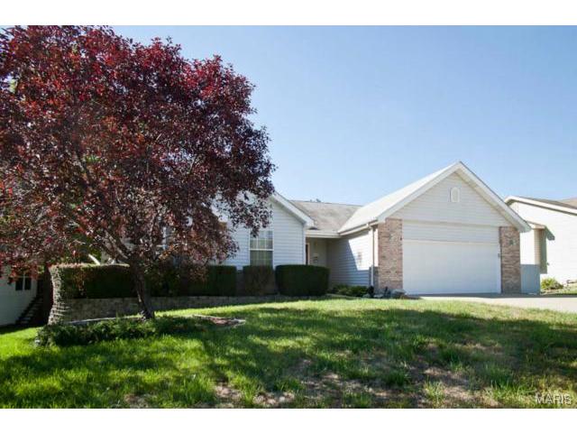 656 Emge Rd, O'fallon, MO 63366 photo 2