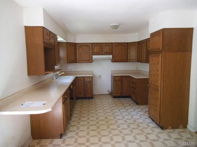 210 Bermuda Dr, O'fallon, MO 63366 photo 3