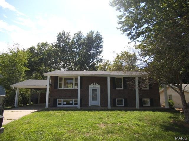 210 Bermuda Dr, O'fallon, MO 63366 photo 1