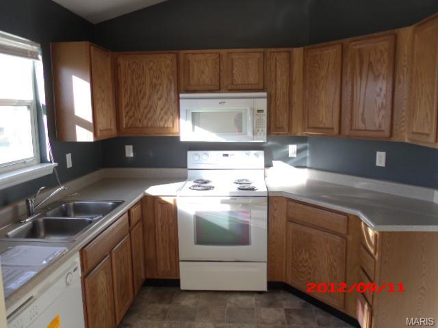 150 Roxbury, O'fallon, MO 63366 photo 5
