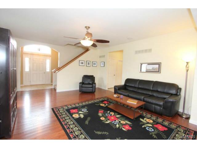 400 Spring Trce, O'fallon, MO 63368 photo 6