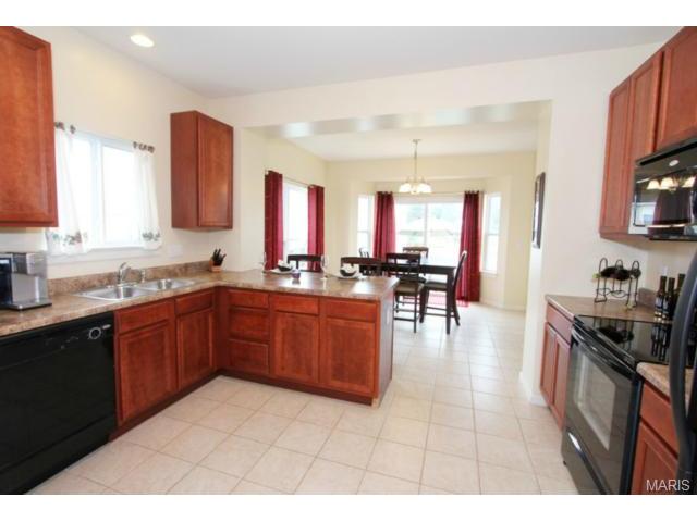 400 Spring Trce, O'fallon, MO 63368 photo 11