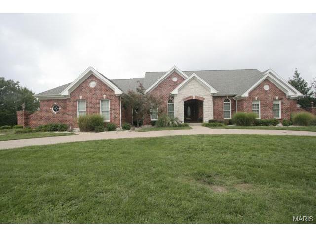 721 Hillenkamp Dr, Weldon Spring, MO 63304 photo 1