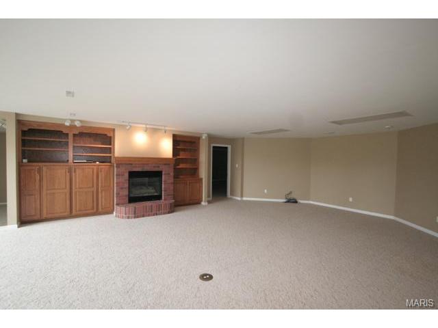 721 Hillenkamp Dr, Weldon Spring, MO 63304 photo 15