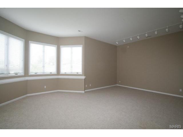 721 Hillenkamp Dr, Weldon Spring, MO 63304 photo 21